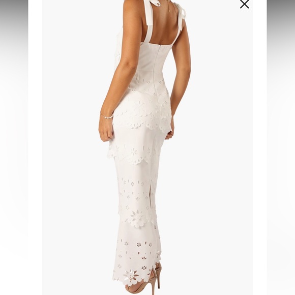 Petal & Pup White Floral Midi Dress - Picture 2 of 5